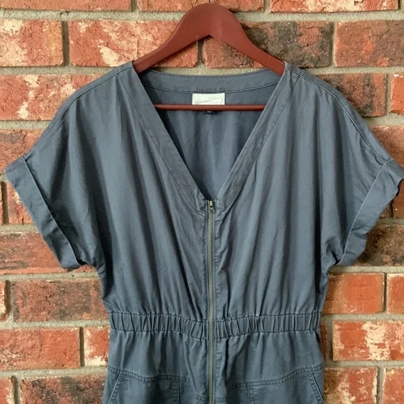 Universal Thread Gray Canvas Zipper Mini Dress - Picture 3 of 6